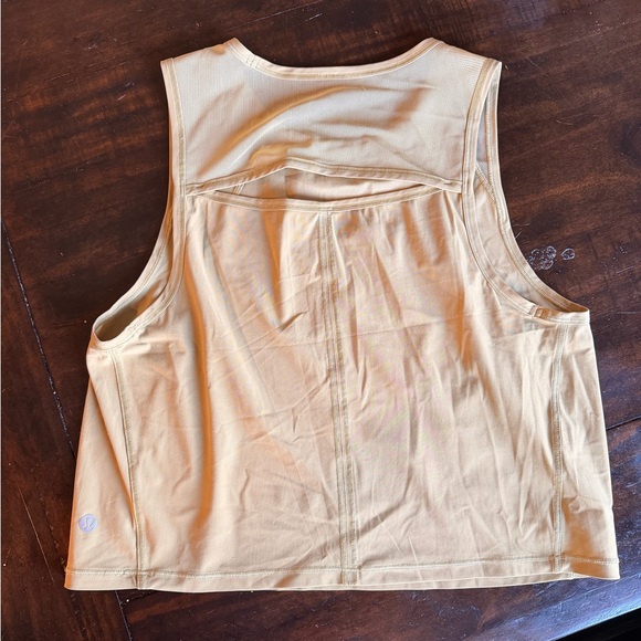 Lululemon tank - Picture 2 of 2